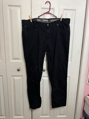 SONOMA Black Casual Button-Front Pants like new men’s 44x32